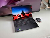 Neredeyse 24 saatlik pil ömrüne sahip amiral gemisi iş dizüstü bilgisayarı - Lenovo ThinkPad X1 Carbon 14. Nesil İncelemesi