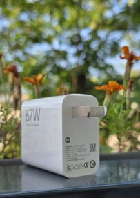 Xiaomi Mix Flip akıllı telefon incelemesi