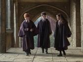 Dominic McLaughlin, Arabella Stanton ve Alastair Stout'un HBO'nun Harry Potter dizisinin ilk sezonu için toplam 500.000 Sterlin alacakları bildirildi.