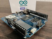 Arduino UNO Q temel olarak Arduino genlerine sahip bir Raspberry Pi'dir (Resim kaynağı: Notebookcheck)