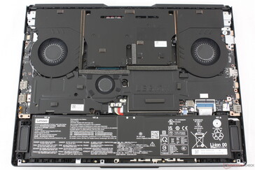 Alt kapak çıkarıldı