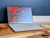 Asus ExpertBook Ultra incelemesi: Intel Panther Lake X7 için harika bir çıkış