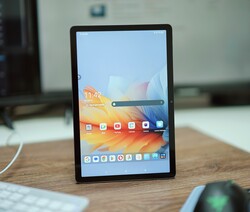 Lenovo Tab'in test edilmesi. Test ünitesi Lenovo Almanya tarafından sağlanmıştır.