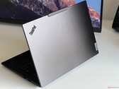 Lenovo ThinkPad P14s G5 dizüstü bilgisayar incelemesi - RTX 500 Ada ve 3K IPS panele sahip mobil iş istasyonu