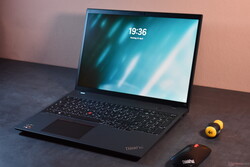 inceleme içinde: Lenovo ThinkPad T16 G2 AMD, inceleme cihazı tarafından sağlanmıştır