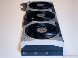 RTX 5070 Ti Ventus 3X OC'nin üçlü Torx 5.0 fanları yük altında oldukça gürültülü olabilir