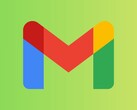Yeşil arka plan üzerinde renkli tasarımlı Google Gmail logosu