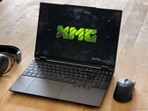 Schenker XMG Evo 15 (M24) Dizüstü Bilgisayar incelemesi - Parlak ekranlı ve mükemmel bakım seçeneklerine sahip Alman Ultrabook