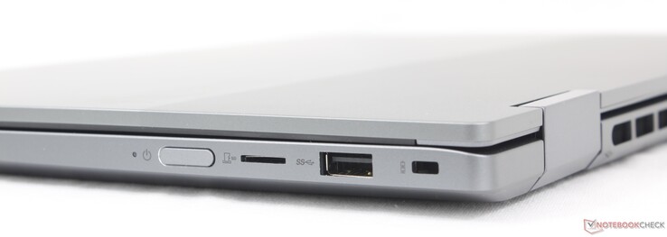 Sağ tarafta: Güç düğmesi, MicroSD okuyucu, USB-A (5 Gbps), Kensington Nano kilit