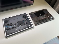 Dizüstü bilgisayar ve alt plaka