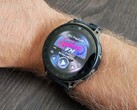 WatchFM uygulaması için hala bir akıllı telefon bağlantısı gereklidir