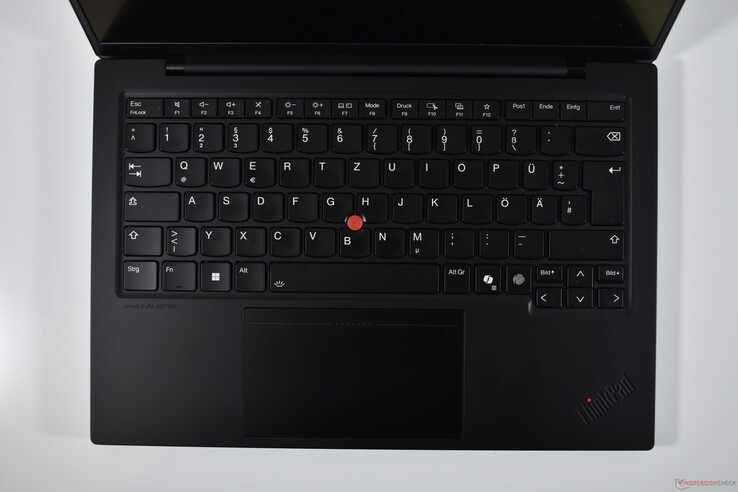 Lenovo ThinkPad X1 Carbon Gen 13 Aura Edition: Klavye