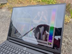 Açık havada güneş ışığı altında