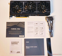 Asus Prime GeForce RTX 5080 OC Edition: Aksesuarlar
