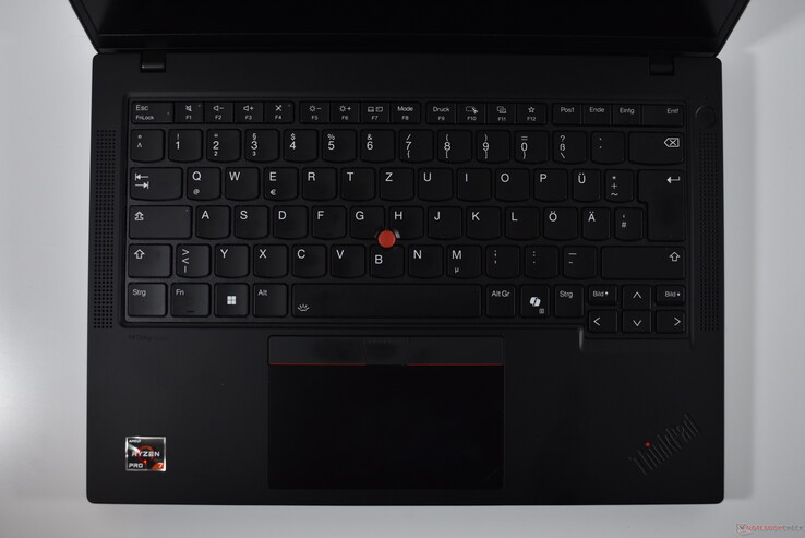 Lenovo ThinkPad T14 Gen 5 AMD: klavye alanı