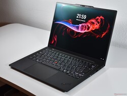 ThinkPad X1 Carbon Gen 13 iyi bir ultra taşınabilir dizüstü bilgisayar