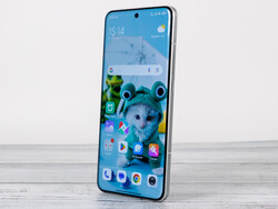 15 Ultra şu anda mevcut olan en iyi akıllı telefonlardan biri (Resim kaynağı: Daniel Schmidt / Notebookcheck)