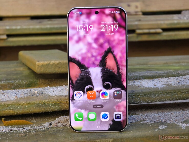 Xiaomi 17 HyperOS 3 akıllı telefon incelemesi